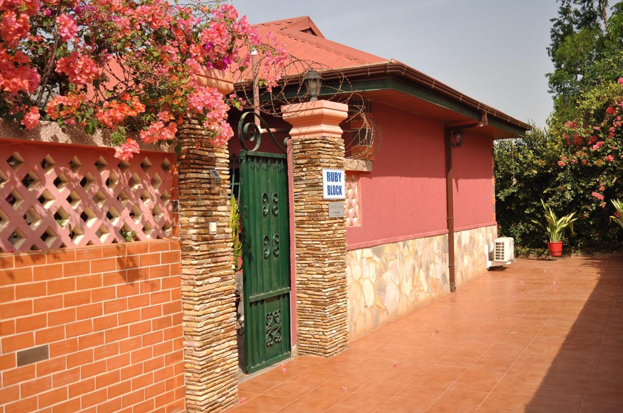 Santa Monica Home Lodge Senchi Exterior photo